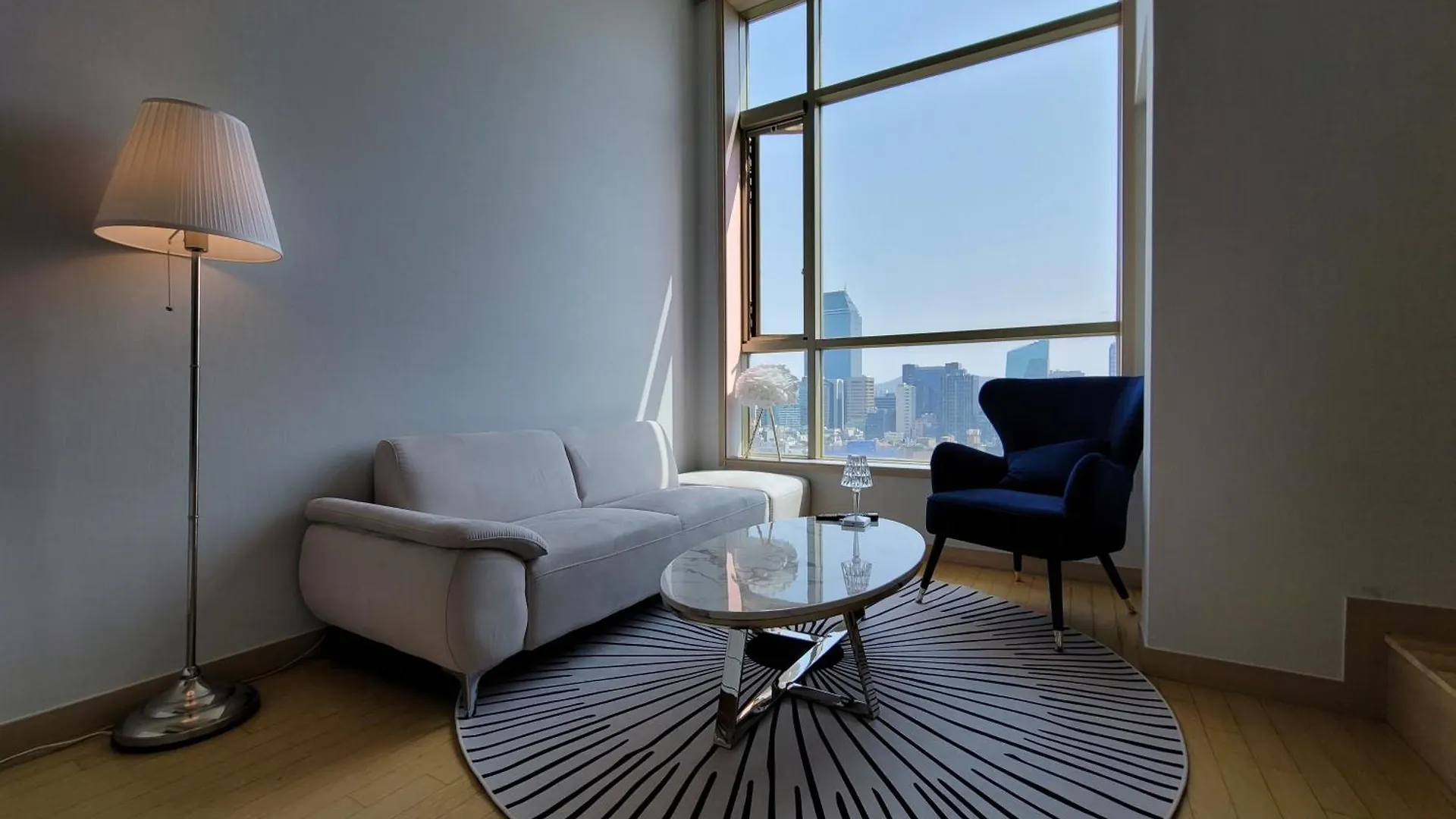 Skyview Duplex House-06 Apartment Seoul
