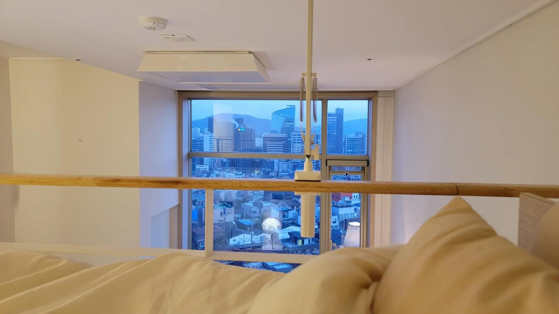 Skyview Duplex House-06 Apartment Seoul South Korea